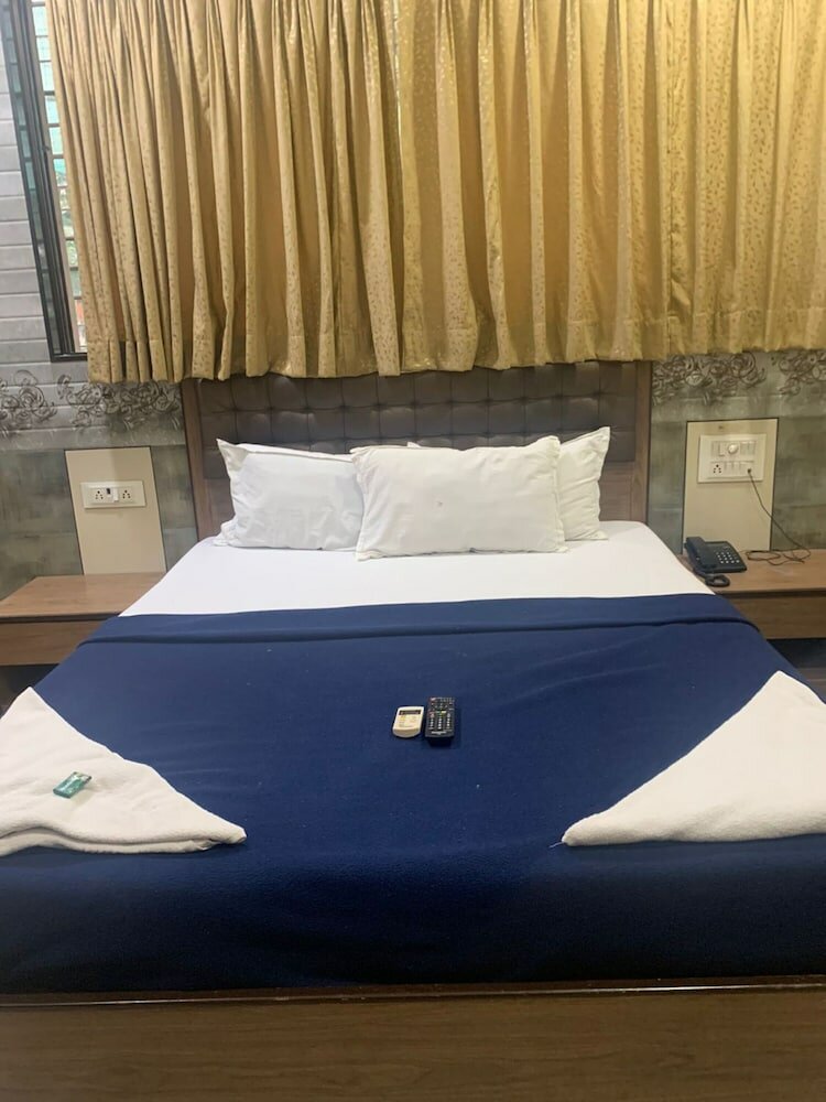 Фото Hotel Royal Residency