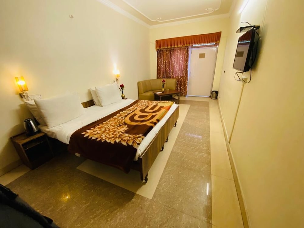 Фото Hotel Aroma Nainital