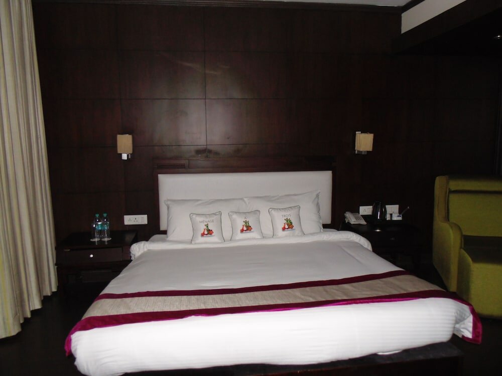 Фото Hotel Saurabh Candy by Peppermint