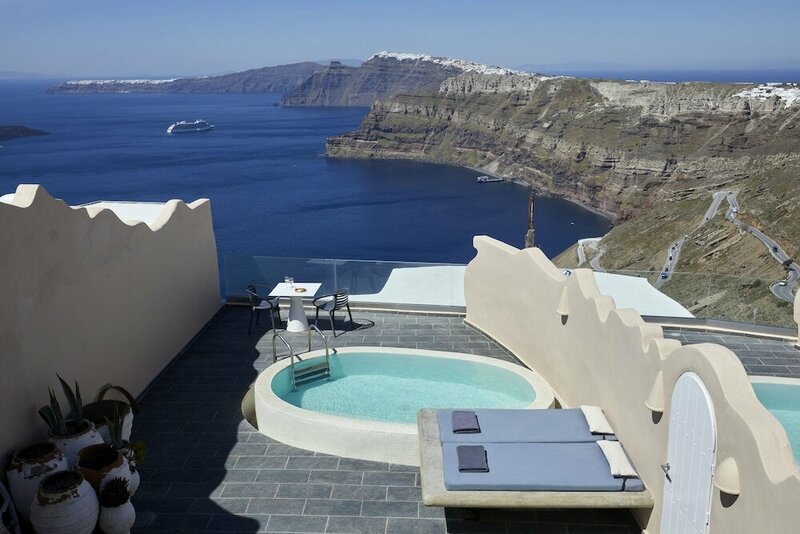 Гостиница Suites of the Gods Cave SPA
