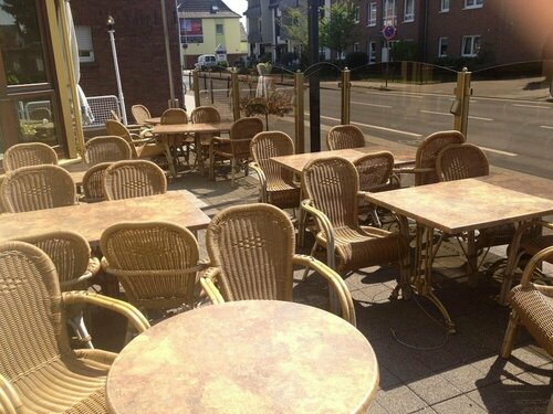 Гостиница Hotel Restaurant Flora в Дормагене