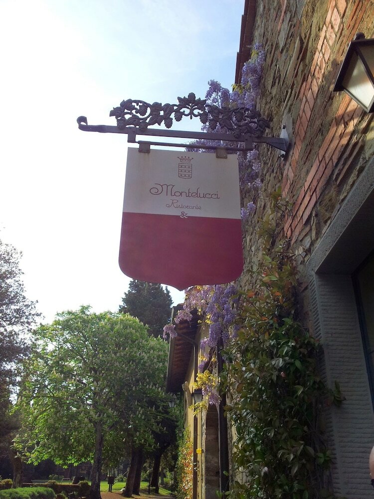 Фото Montelucci Country Resort & Agriturismo di Charme