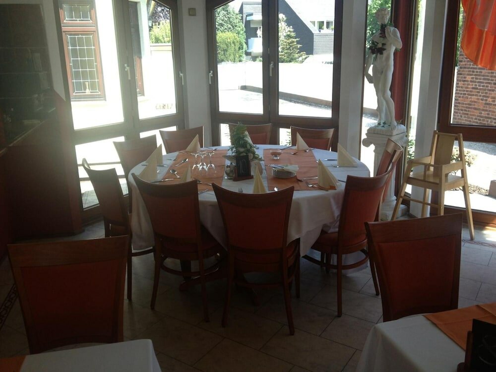 Фото Hotel Restaurant Flora