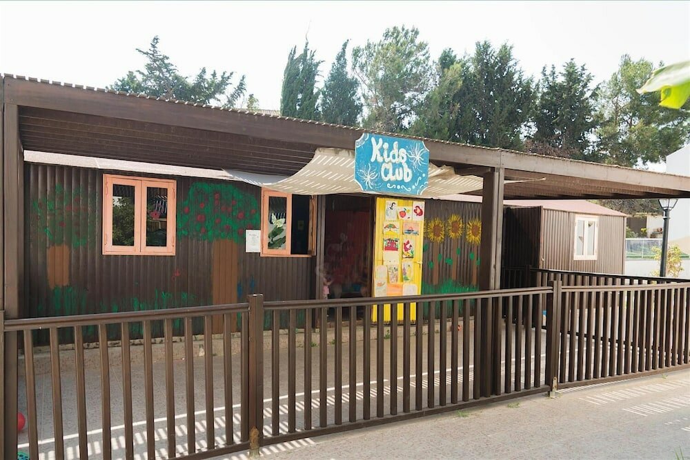 Фото Tsokkos Paradise Village