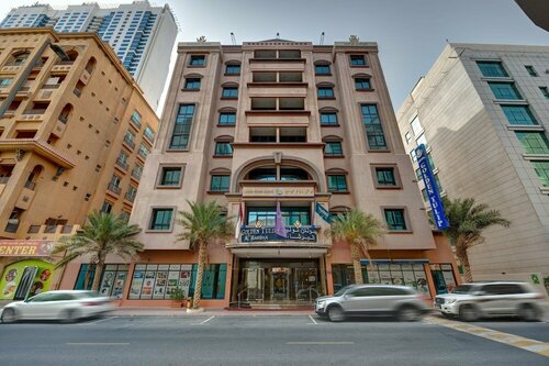 Гостиница Golden Tulip Al Barsha в Дубае