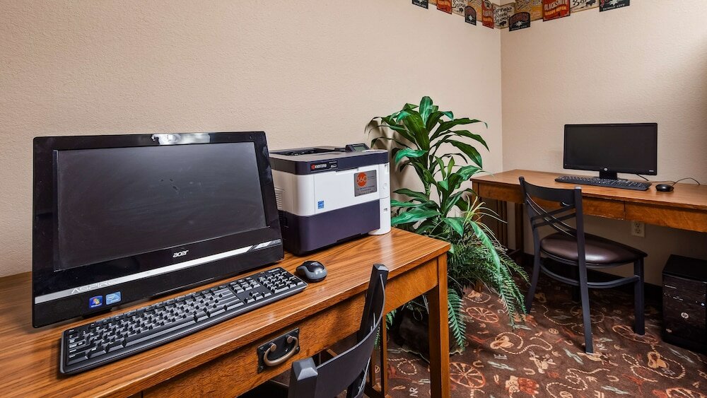 Фото Best Western Plus Country Inn & Suites