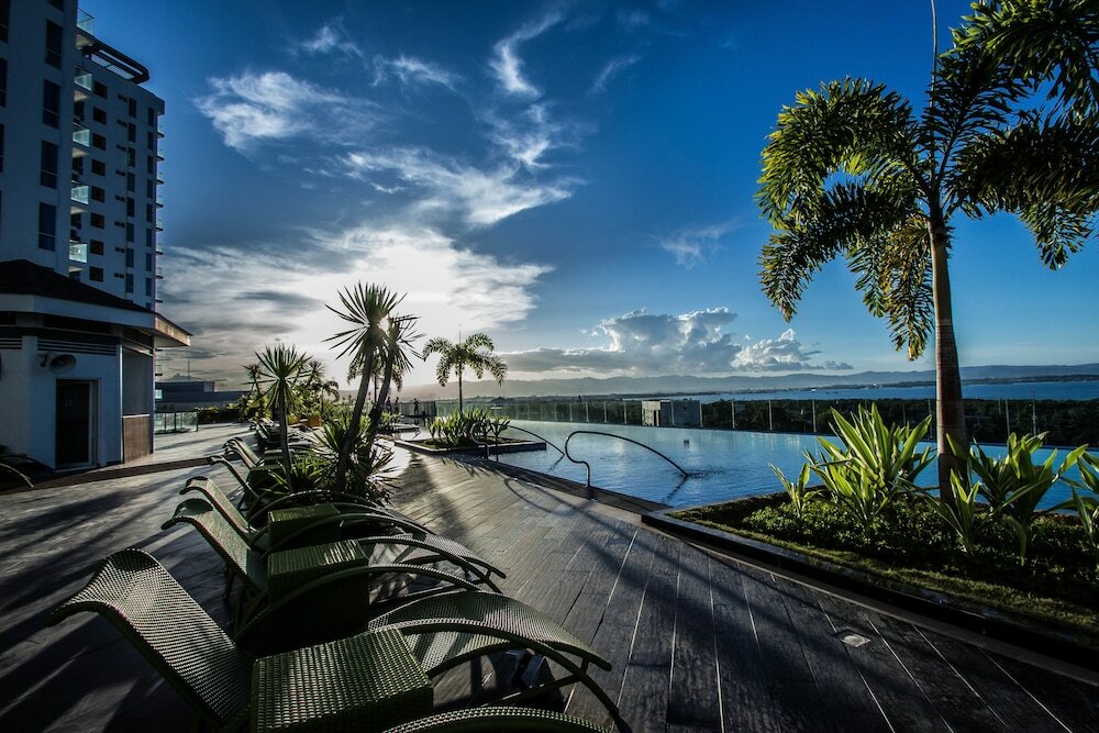 Фото Condo Apartment in Mactan Newtown