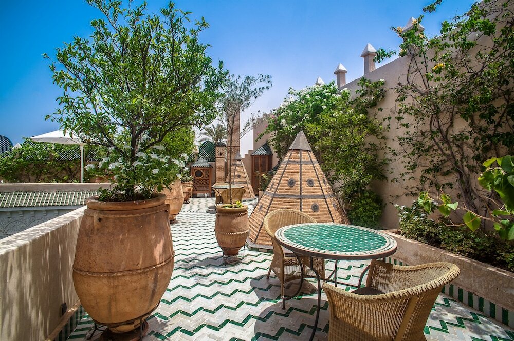 Фото Riad Laurence Olivier