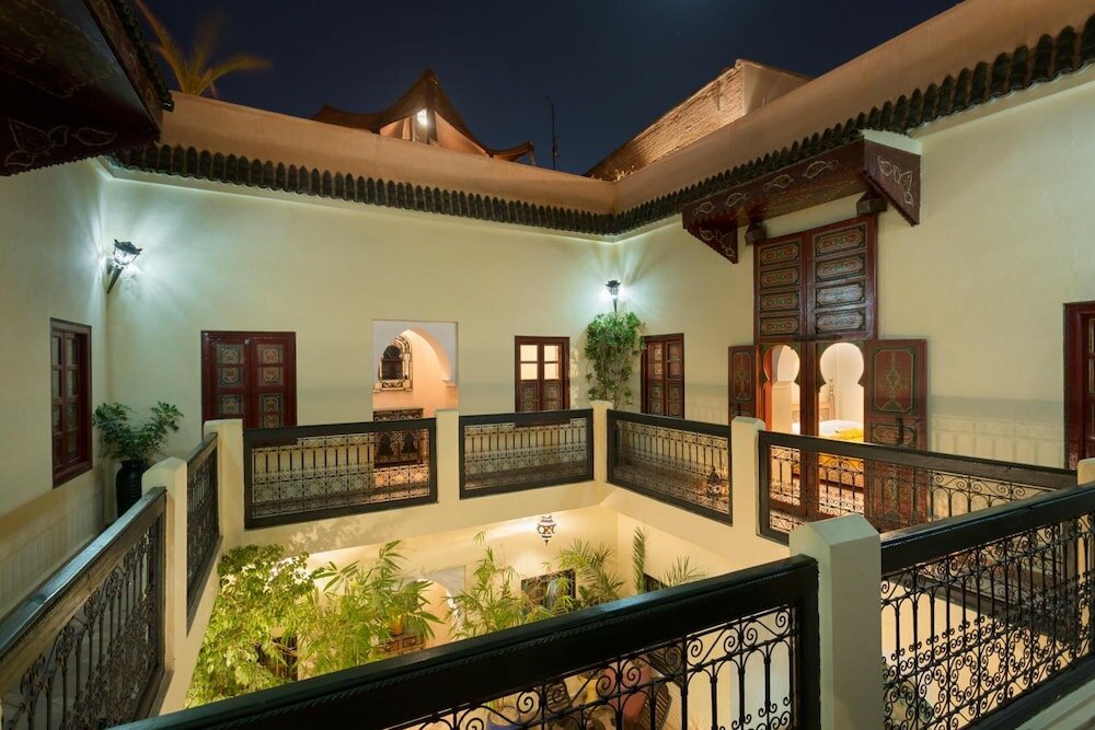 Фото Riad Julia