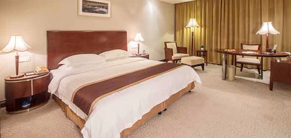 Фото New Century Hotel Pudong Shanghai