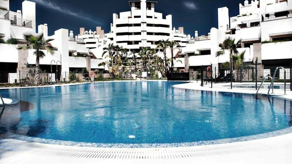 Фото 2 Beds Apartment with Private Pool