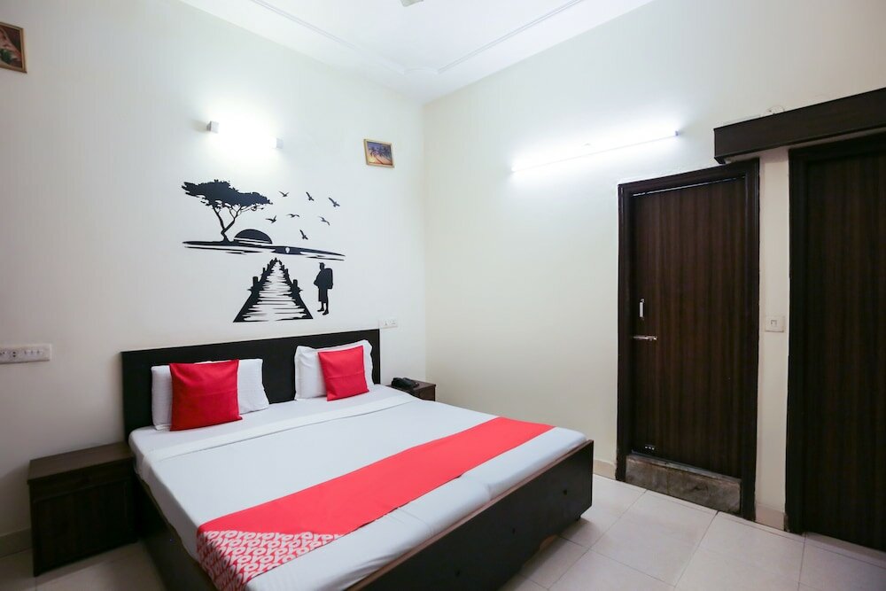 Фото Oyo 4601 City Plaza