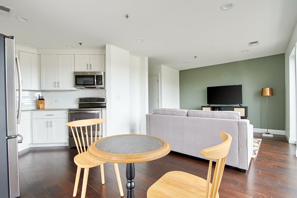 Фото Sonder Baltimore Place