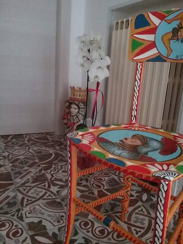 Фото Zù Mariu B&b