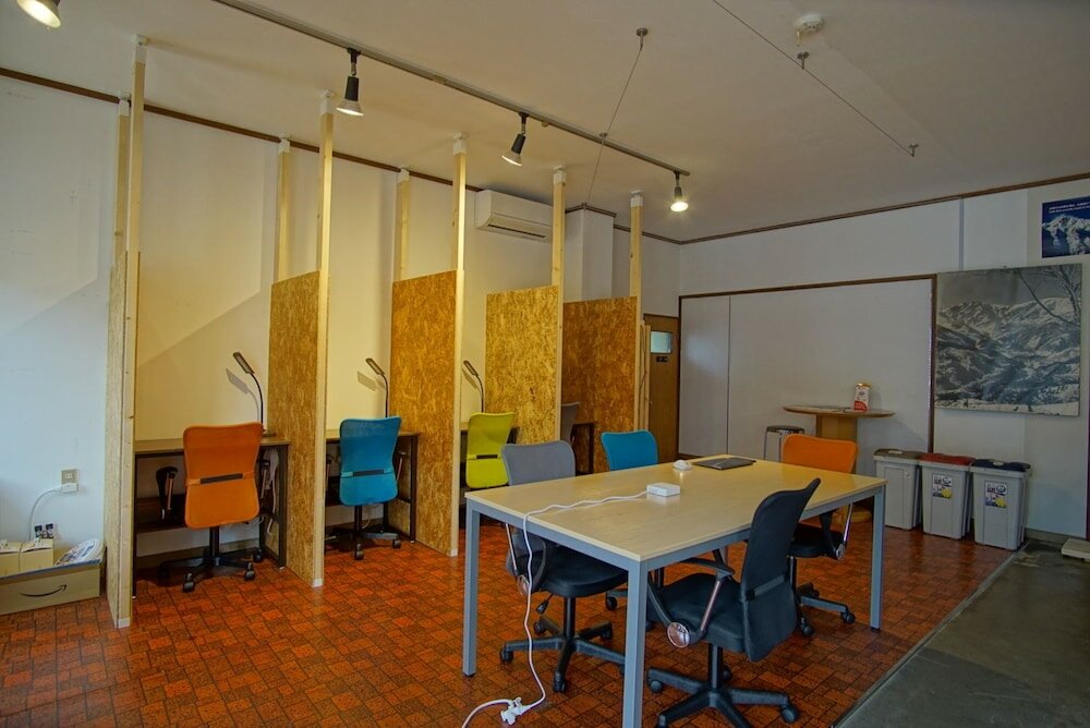 Фото Hakuba Station Guest House Hostel EN