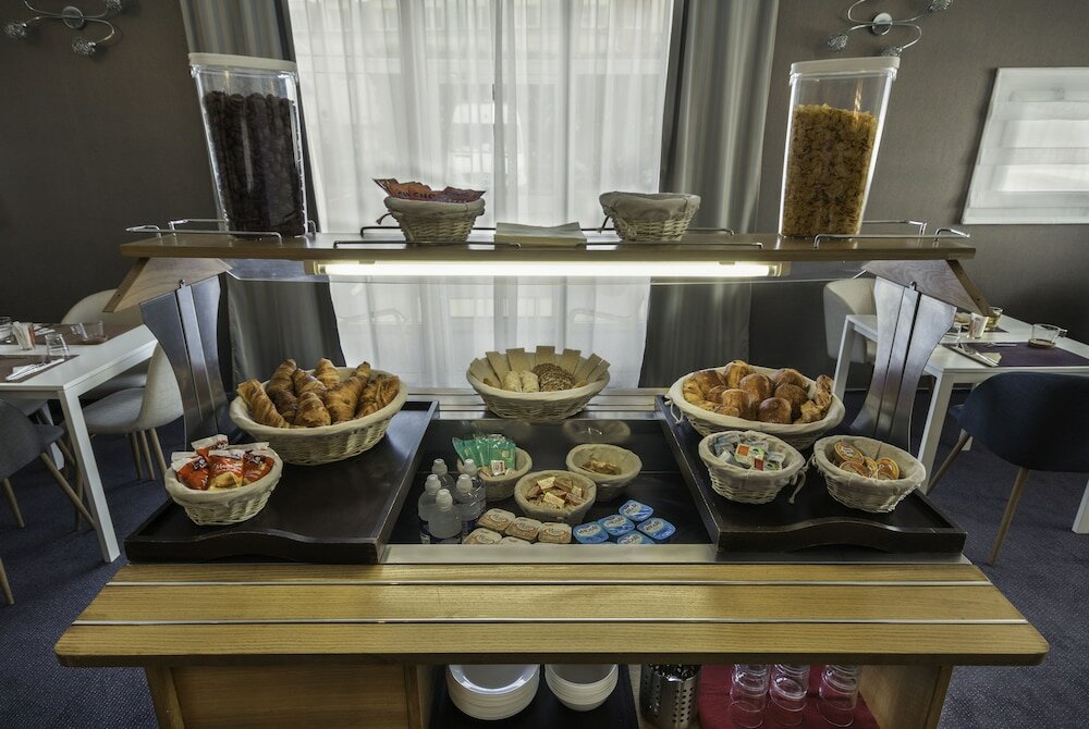 Фото Kyriad Direct Chilly Mazarin