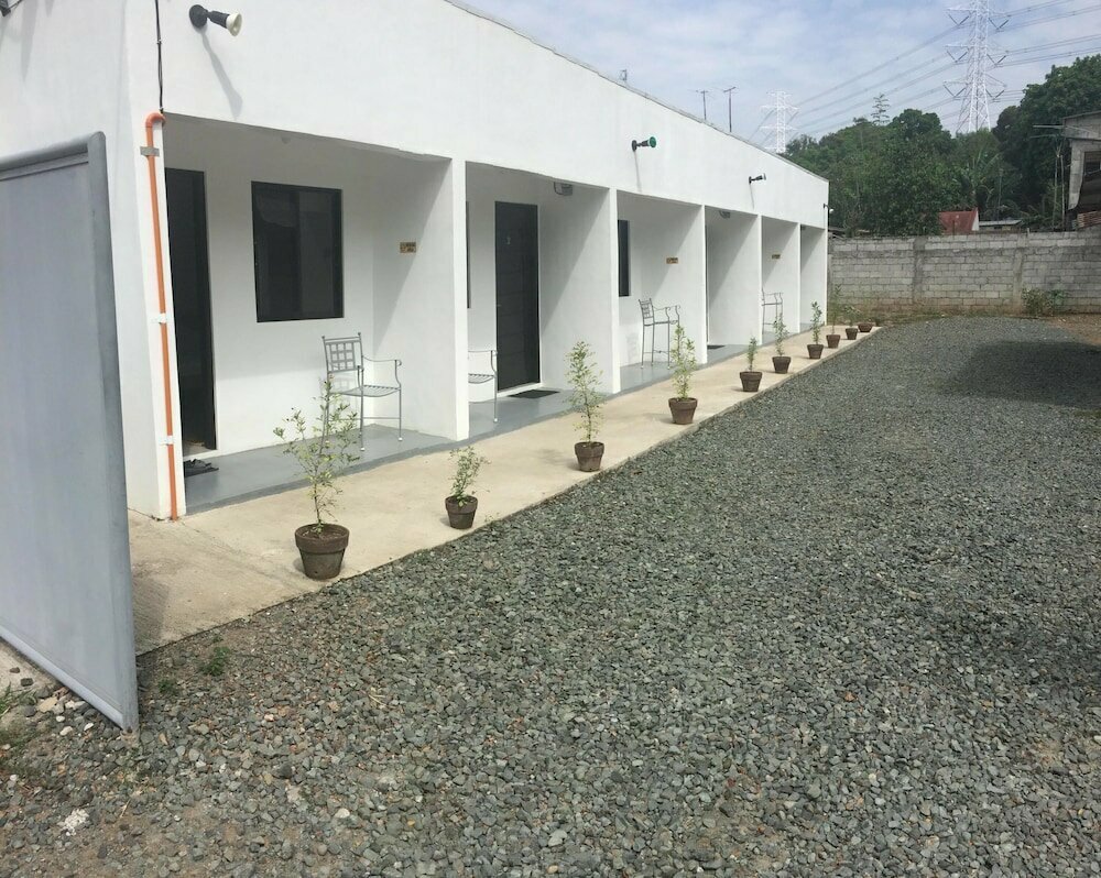 Hotel Bumblebee Inn, Province of Rizal, photo