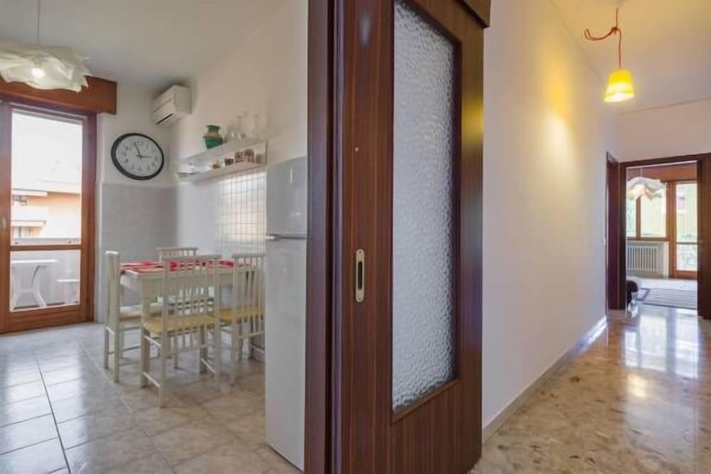 Фото Cosy Moon Apartment