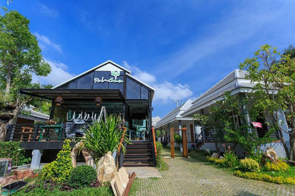 Фото Palmchwa Resort