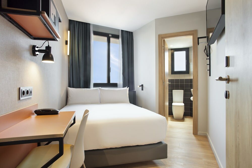 Фото Hotel Brick