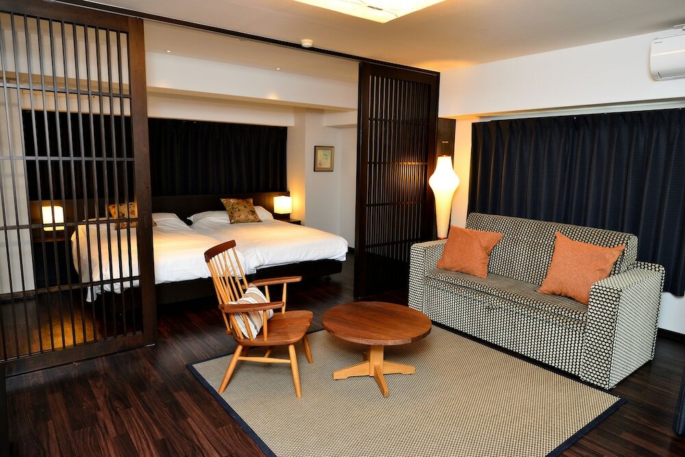 Фото Very Hotel Dotonbori