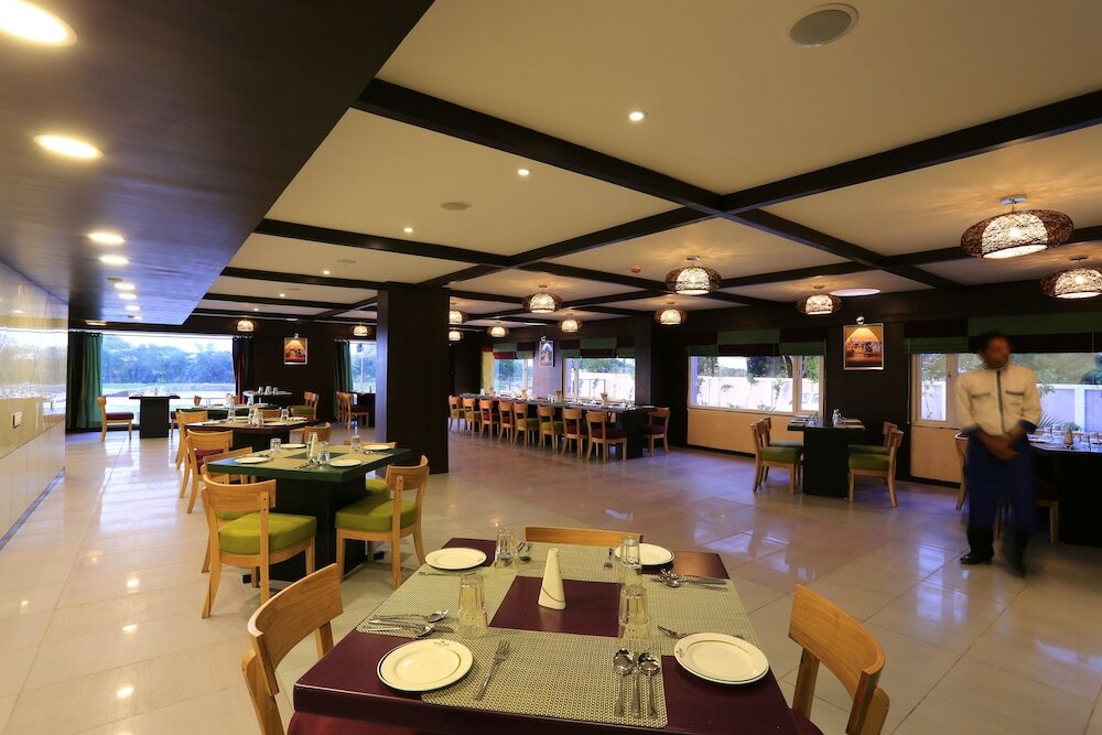 Фото Tgi Grand Nandan Kanan