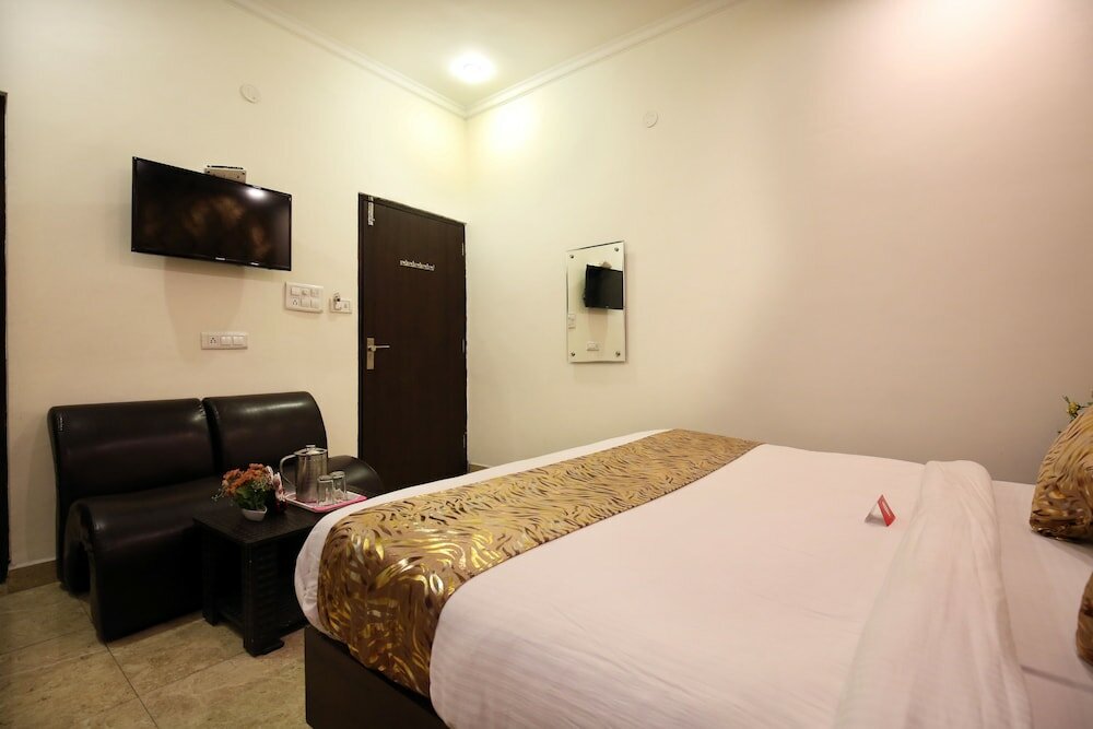 Фото Oyo 9055 Hotel Rich Inn