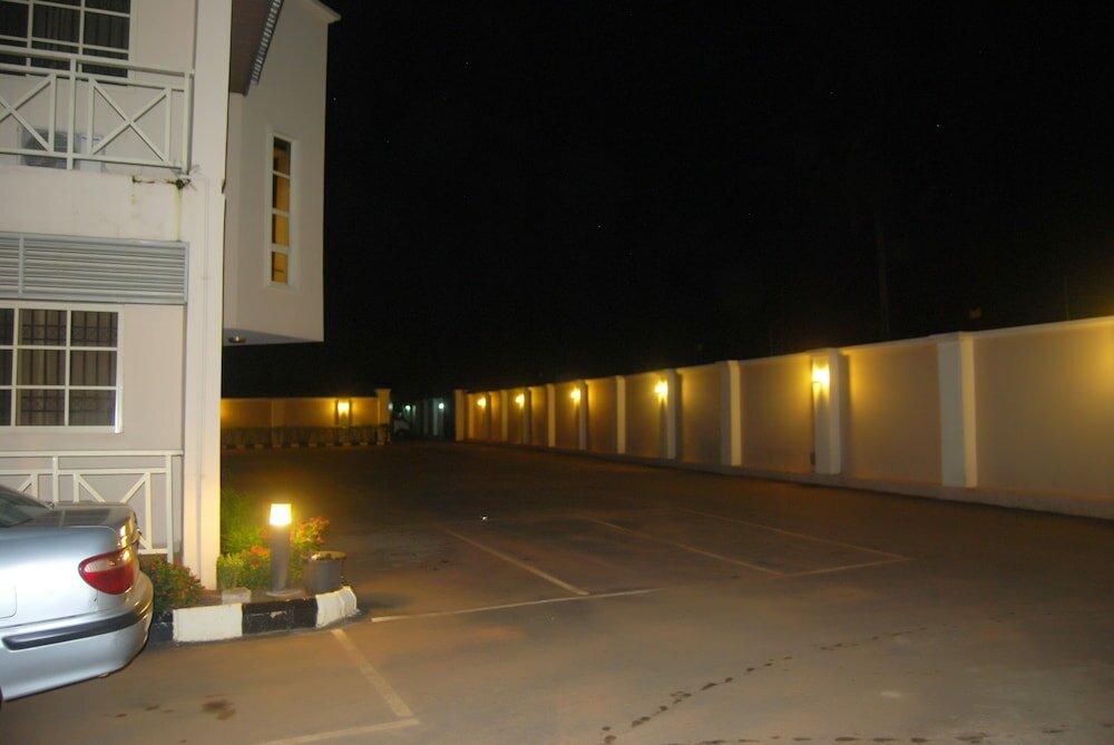 Фото Grand Inn & Suites