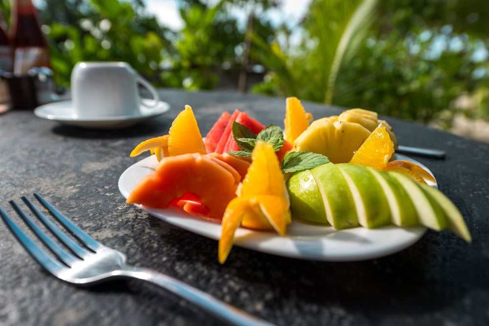 Фото Ithaa Beach Maldives