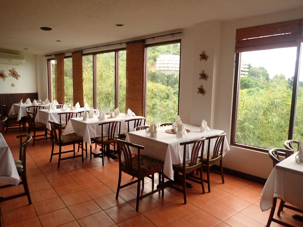 Фото Cliffside View Hotel