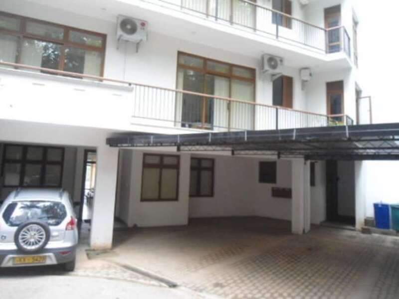 Гостиница Walse Park Residence в Канди