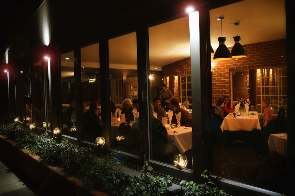 Фото The Crossing Motel