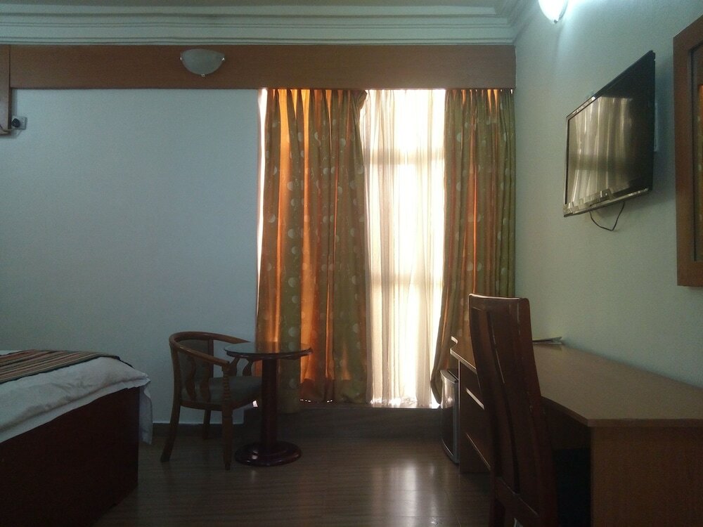 Фото Ville Regent Hotel