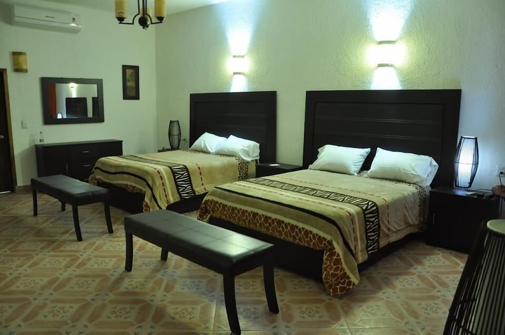 Фото Hotel Hacienda San Francisco