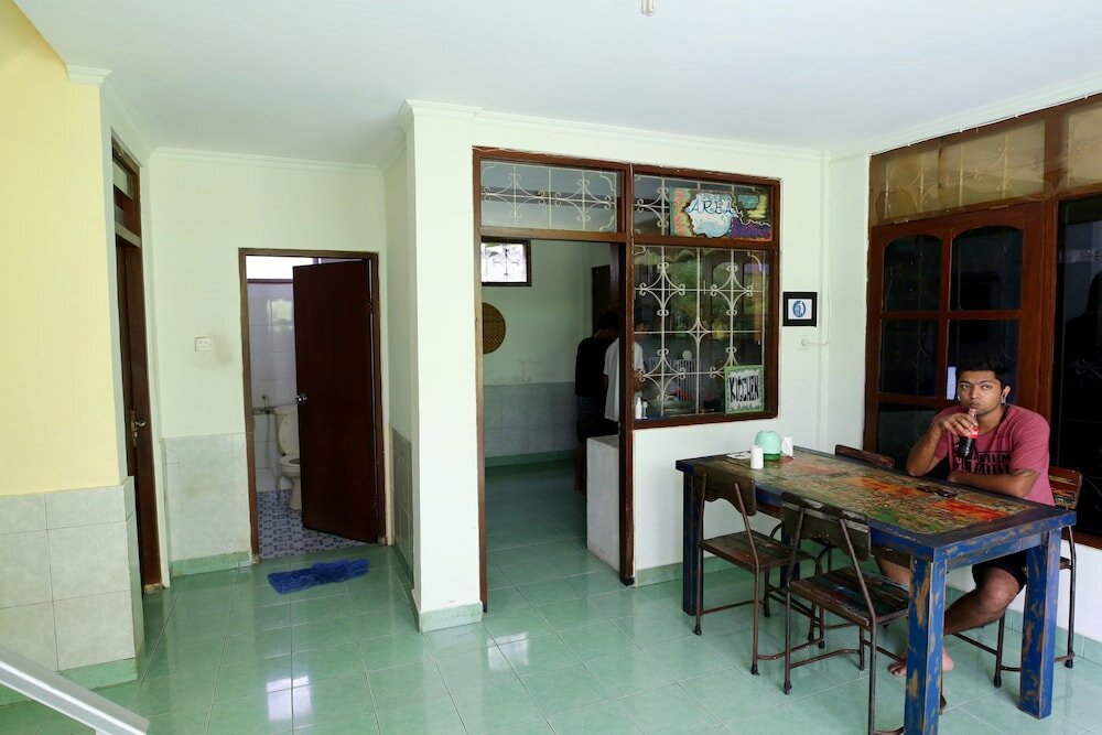 Фото Morotai Camp Hostel -Adult Only