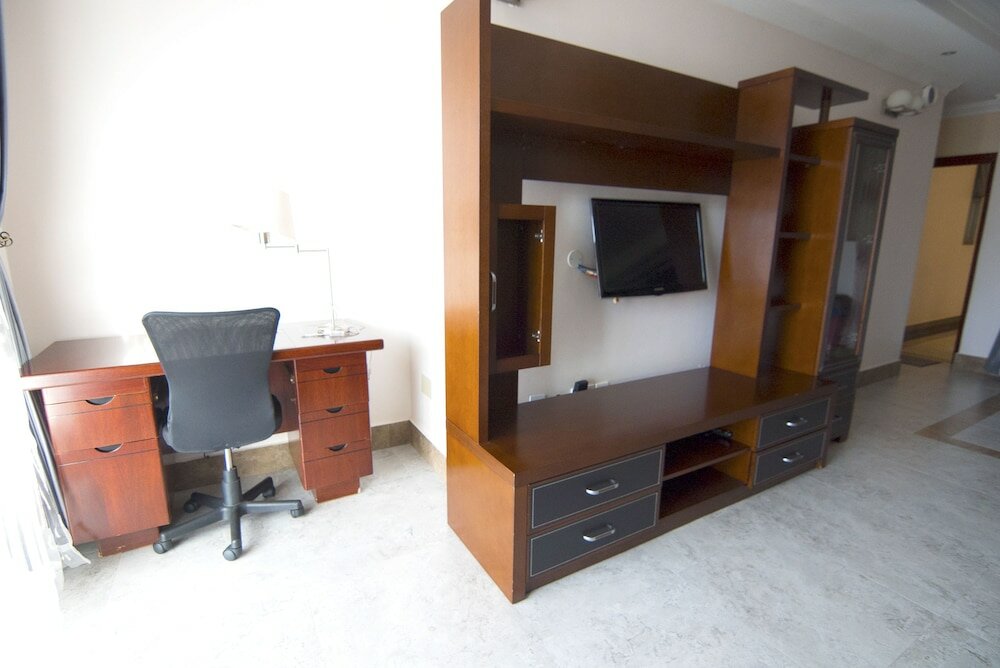 Фото Naguru Viewpointe Apartments