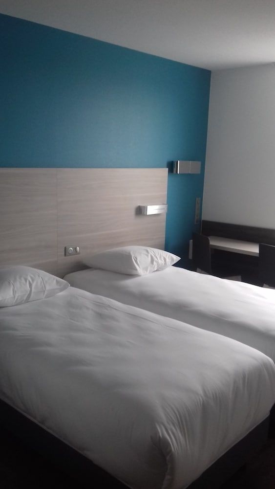 Фото Arena Hôtel Toulouse