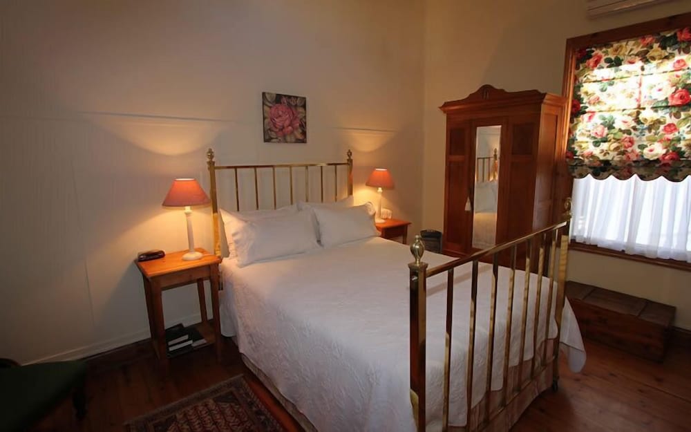 Фото Buiten Verwagten Guest House