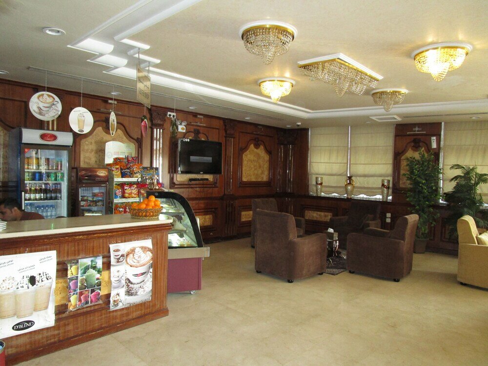 Фото Lamasat Al Hamra Furnished Apartments