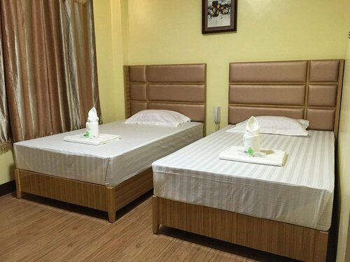 Гостиница Meaco Royal Hotel - Plaridel в Провинции Булакан