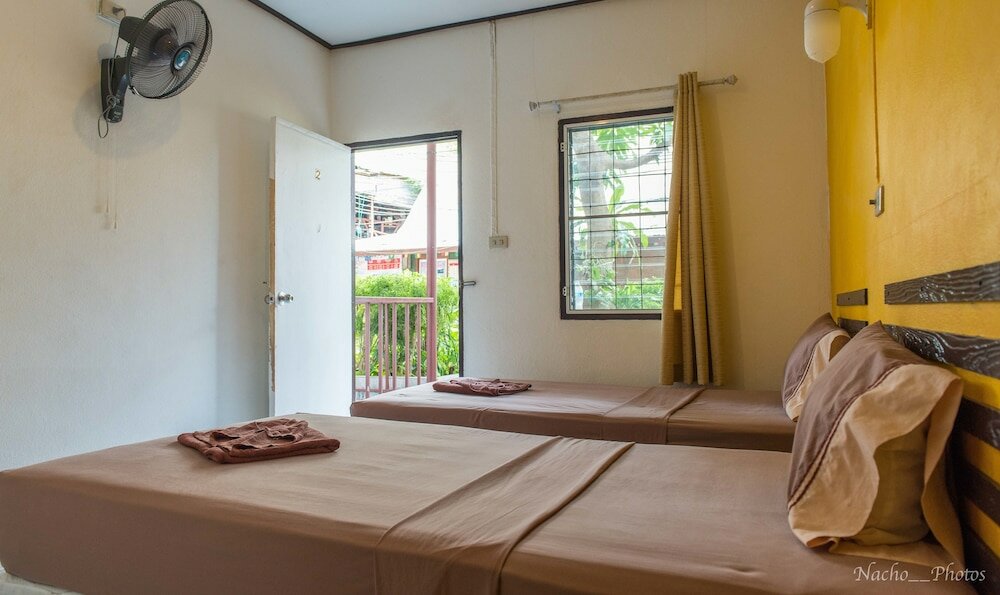 Фото Coco's Guesthouse