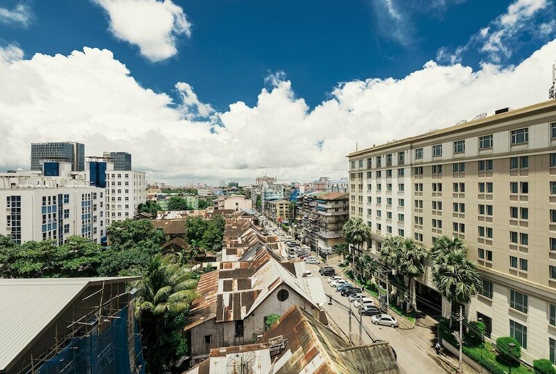 Гостиница Hotel G Yangon в Янгоне