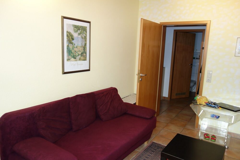 Фото Tolstov-Hotels Big 2 Room Roßstrasse Apartment