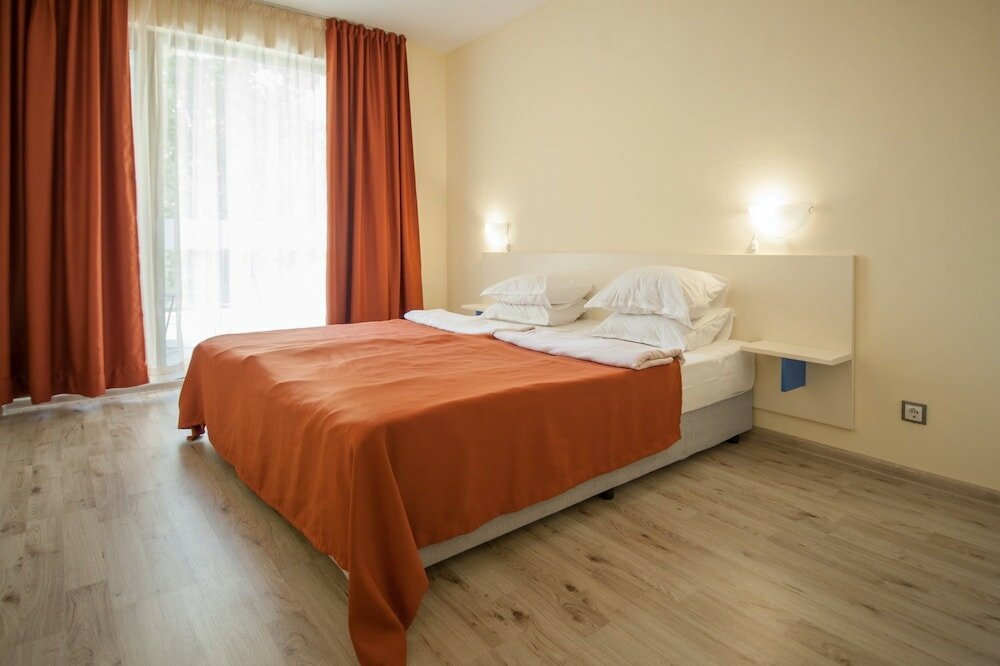 Фото Mariner's Suites