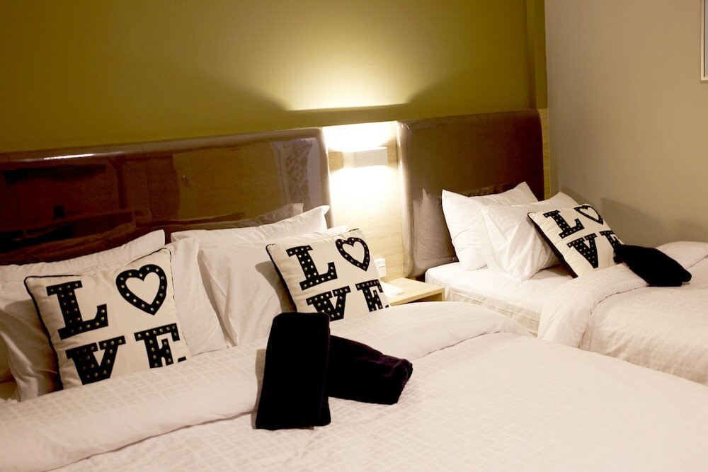 Фото Bed Box Khaosarn Hostel