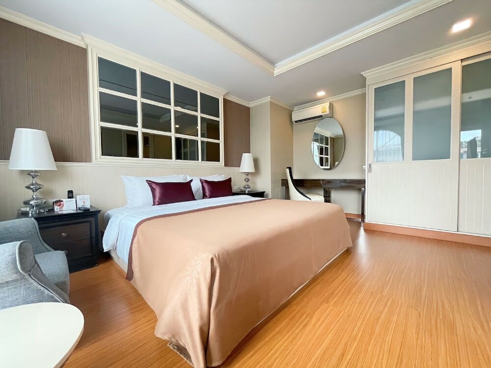 Фото Aspira Hana Executive Apartment Thonglor