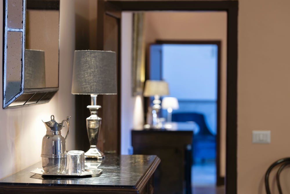 Фото Abbazia Santa Maria del Bosco