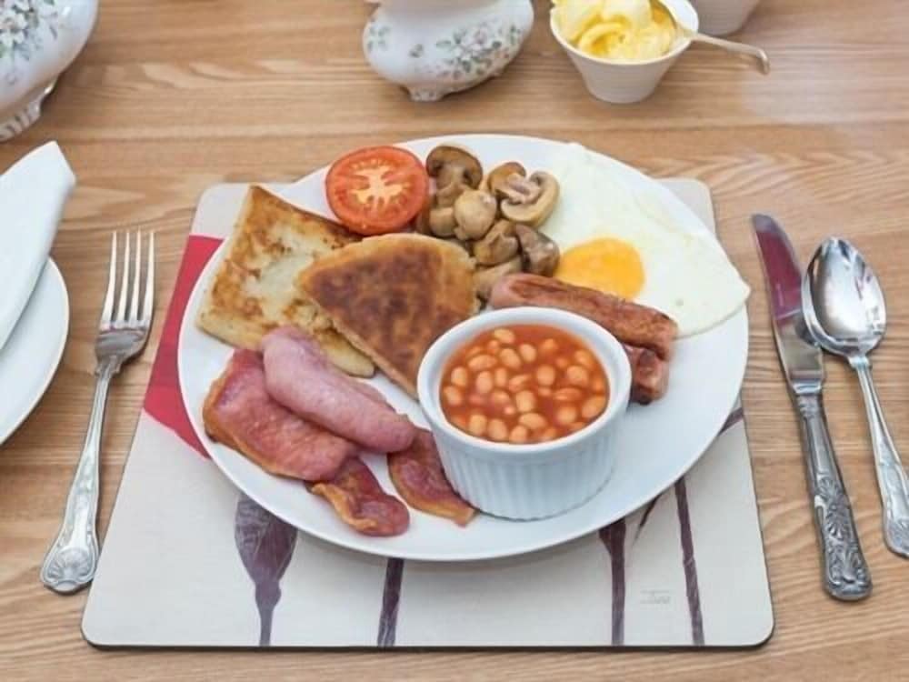 Фото Ashbrook House B&b