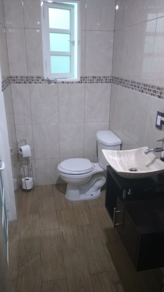 Фото Hostal Azteca