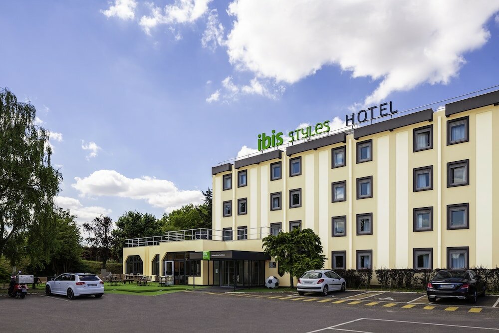 Фото 123716568331